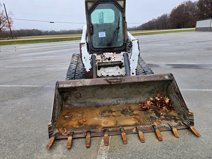 bobcat-t250-image-35