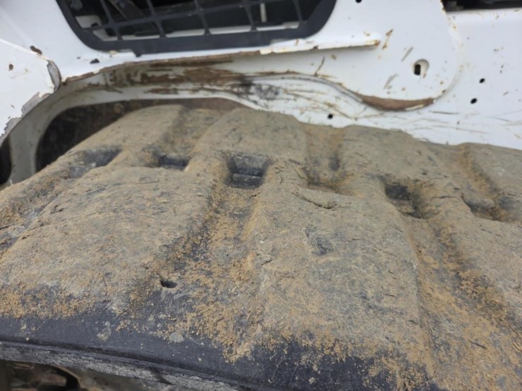 2020-bobcat-t740-image-55