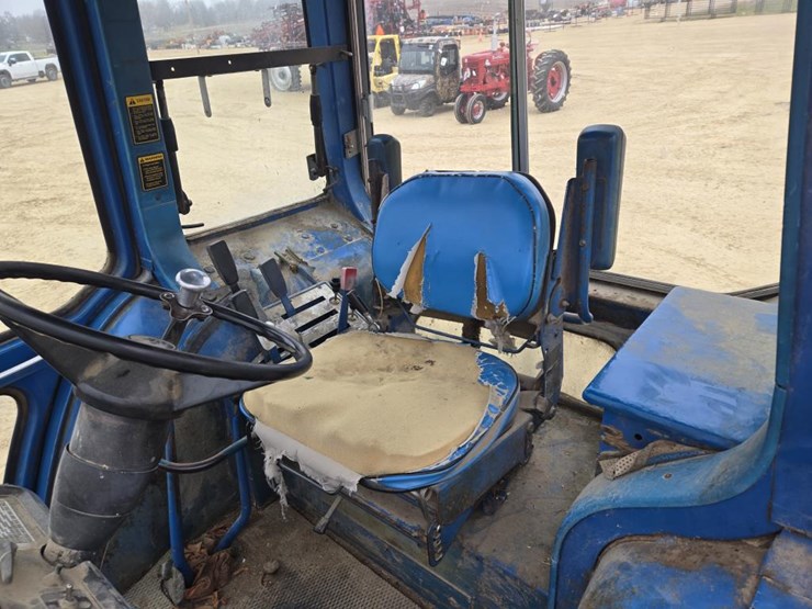 1978-ford-9700-image-18