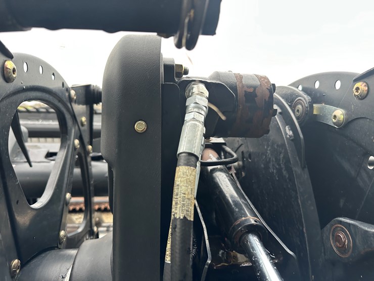 2014-mac-don-fd75-image-50