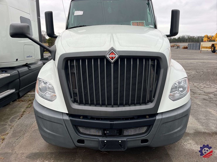 2019-international-lt-image-17