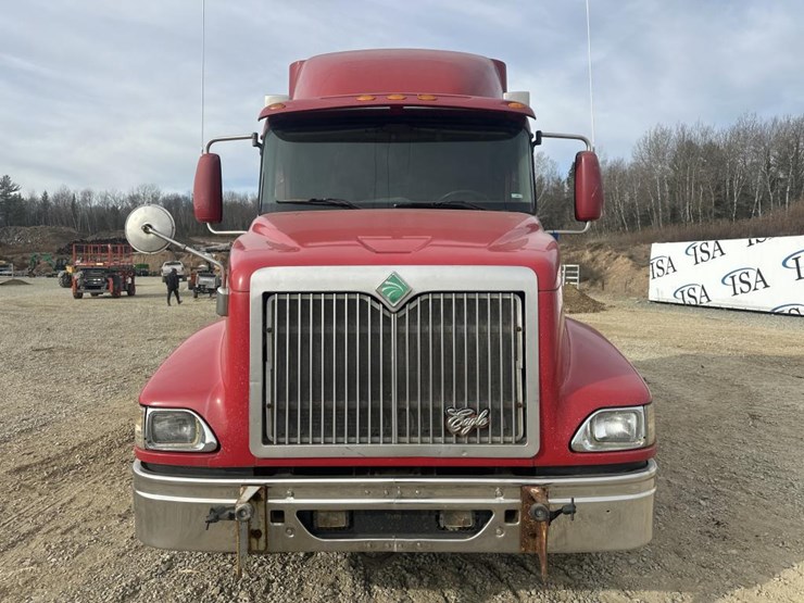 2000-international-9200i-image-8