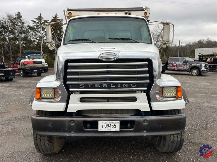 2008-sterling-l7500-image-15