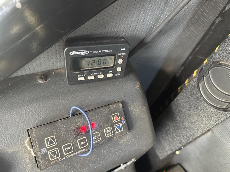 2016-caterpillar-501-hd-image-52