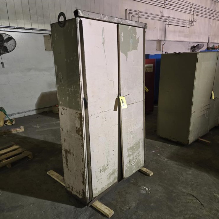 #3476 • Approx. 48"x20"x84" Cabinet