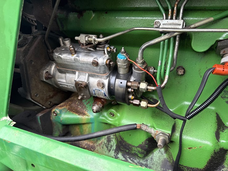john-deere-6400-image-19