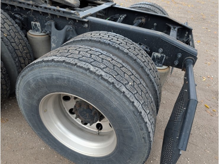 2021-international-lt-image-10