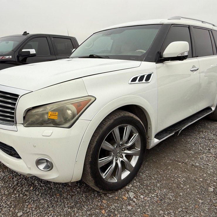 2012 INFINITI QX56