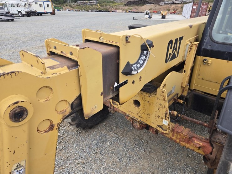 caterpillar-th83-image-18