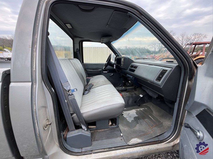 1990-gmc-sierra-pickup-truck-image-44