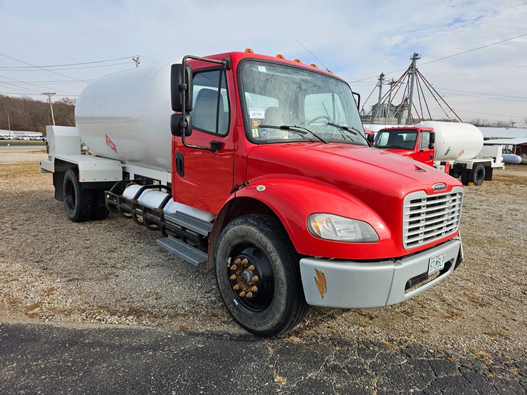 2016-freightliner-s2g-image-25