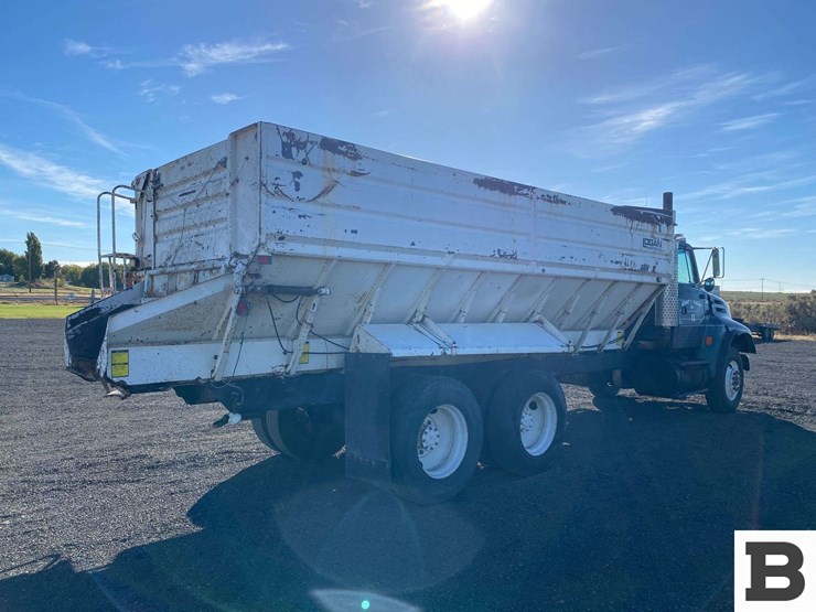 1995-ford-l9000-image-5