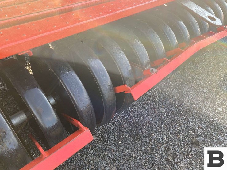 j.i.-case-6300-grain-drill-image-22