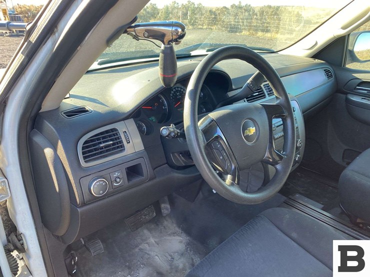 2012-chevrolet-tahoe-image-20