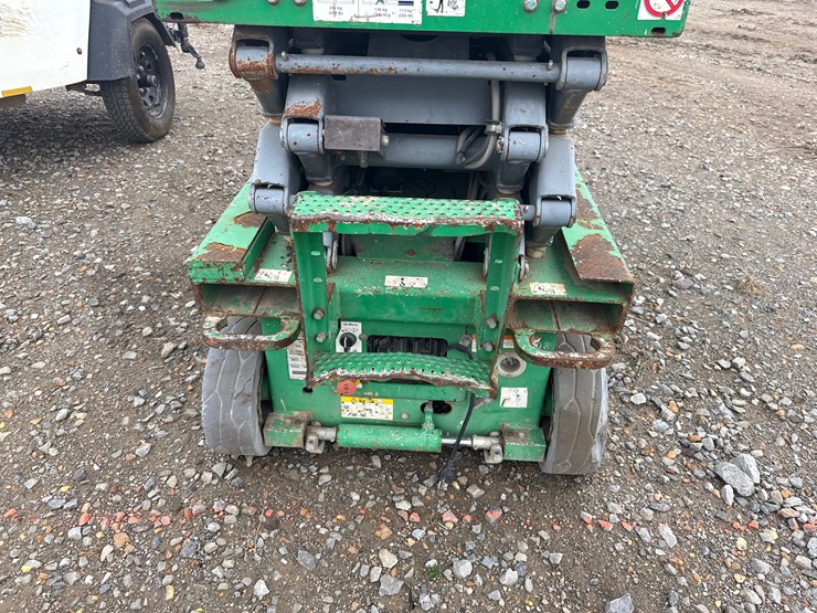 #97-•-skyjack-sj3219-scissor-lift-2207610-inv#33269-image-5