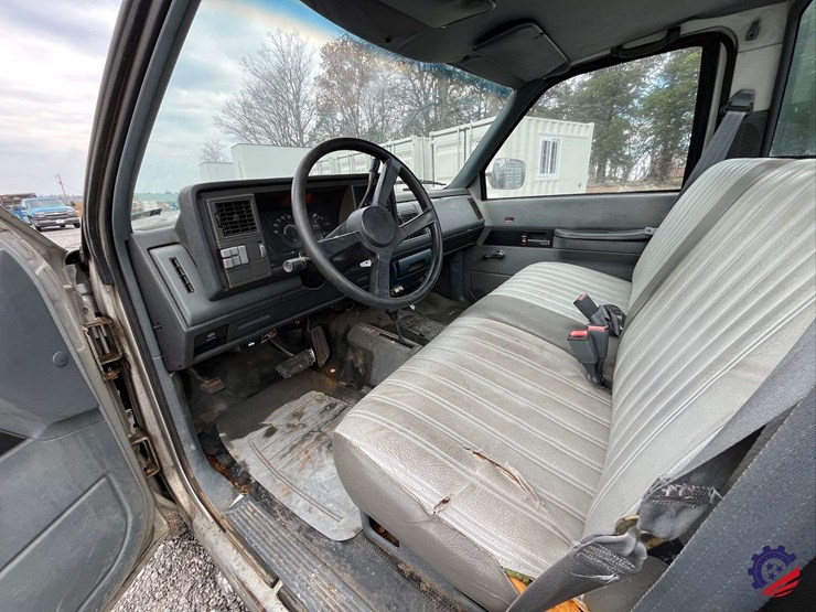 1990-gmc-sierra-pickup-truck-image-51