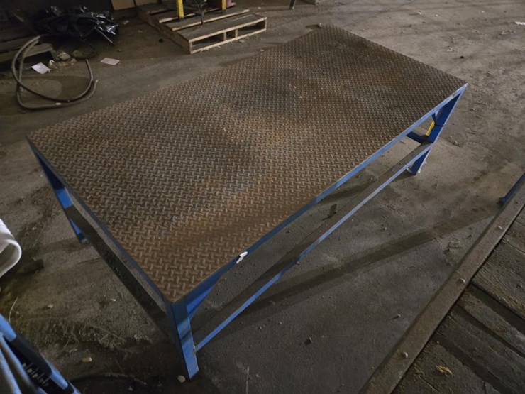 #3424-•-approx.-84"x32"x29"-steel-bench-image-2