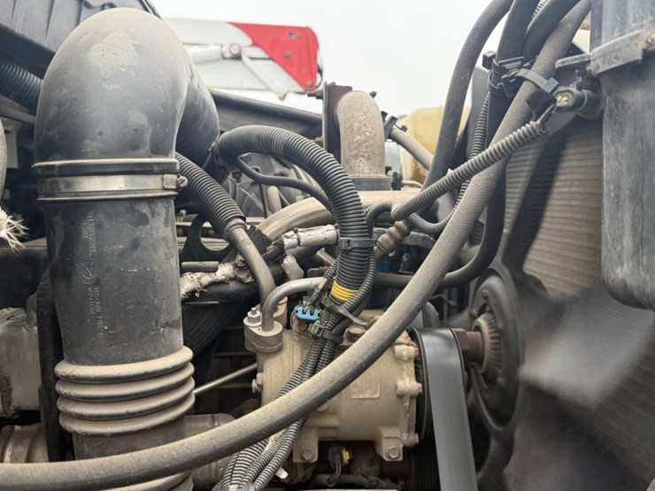 2002-international-7400-image-20