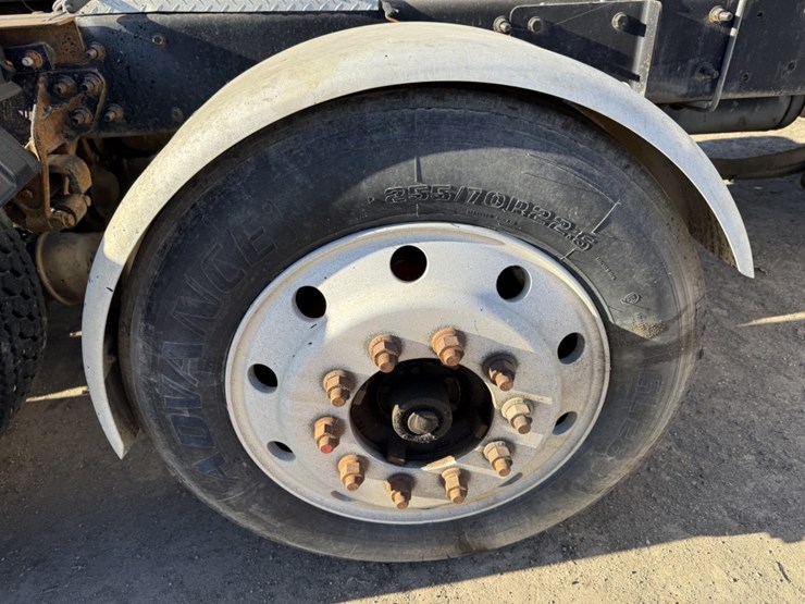 #1955-•-2008-international-eagle-day-cab-truck-tractor-image-81