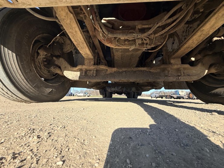 #1974-•-2008-international-eagle-day-cab-truck-tractor-image-49