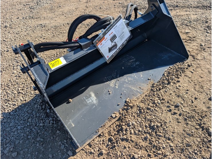 wolverine-mini-skid-steer-4-in-1-bucket-46"-image-1