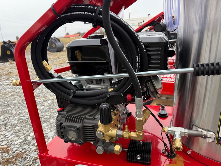 #1-•-unused-magnum-4000-series-hot-water-pressure-washer-2545147-inv#33540-image-9