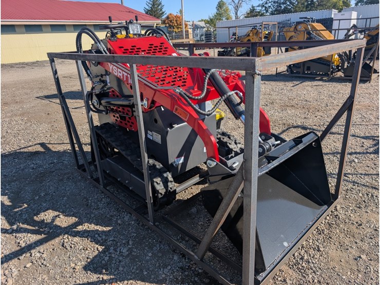 agt-ysrt14-mini-skid-steer-image-2