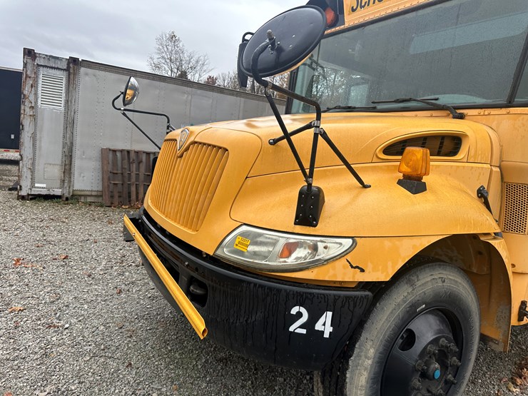 2005-international-pb105-image-31