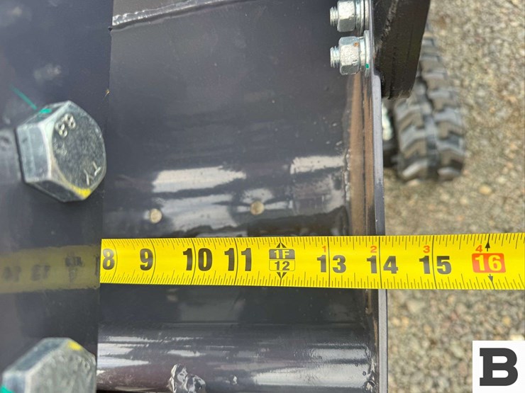 2025-cfg-industrial-mx15rx-mini-excavator-image-12