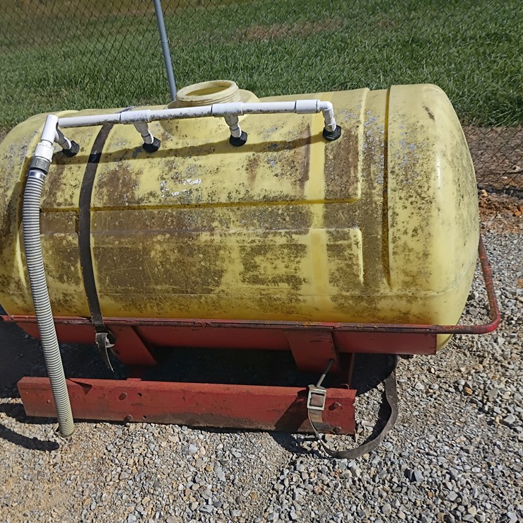 #22173 • 300 gallon Tank