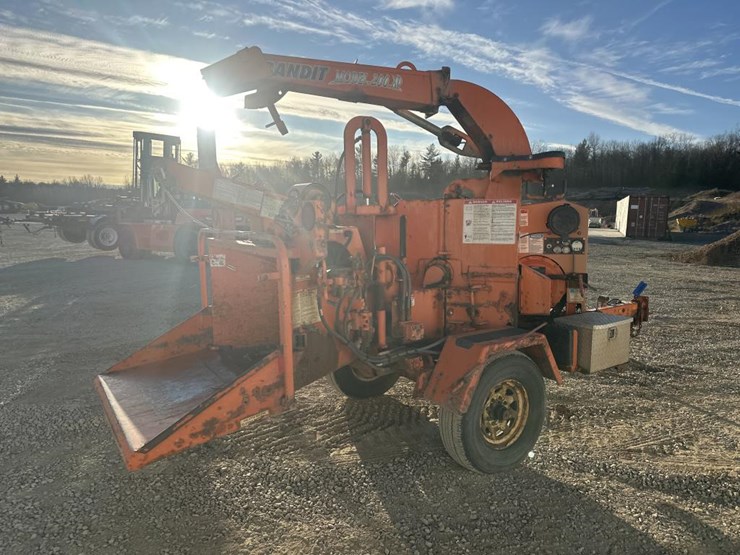 2015-bandit-200xp-image-5