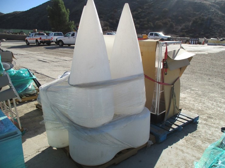 lot-of-misc-items,-image-2