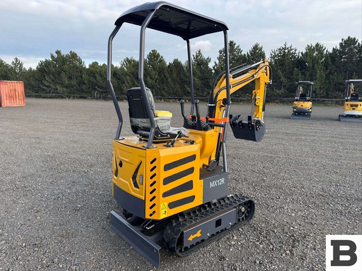 2025-cfg-industrial-mx12r-mini-excavator-image-6