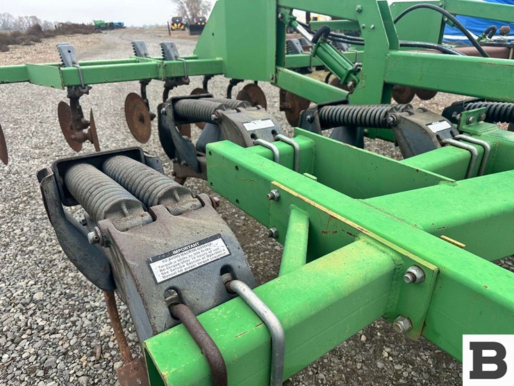 john-deere-2700-image-30