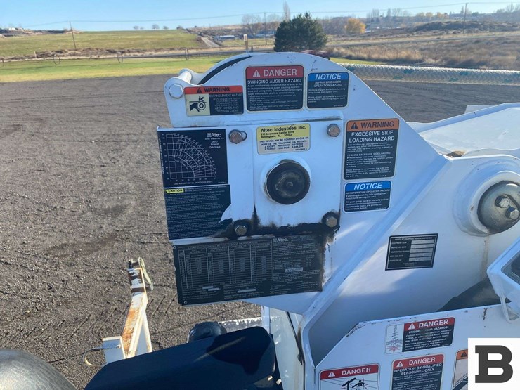 2011-international-durastar-4300-image-44