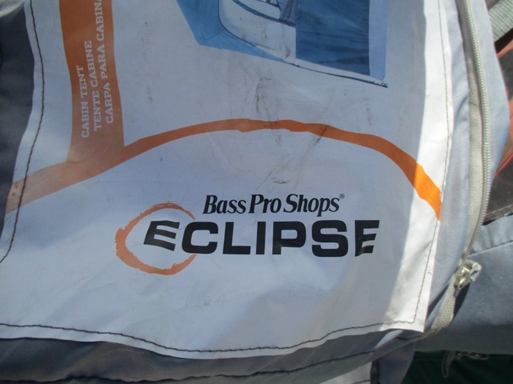 lot-of-eclipse-cabin-tents,-image-4