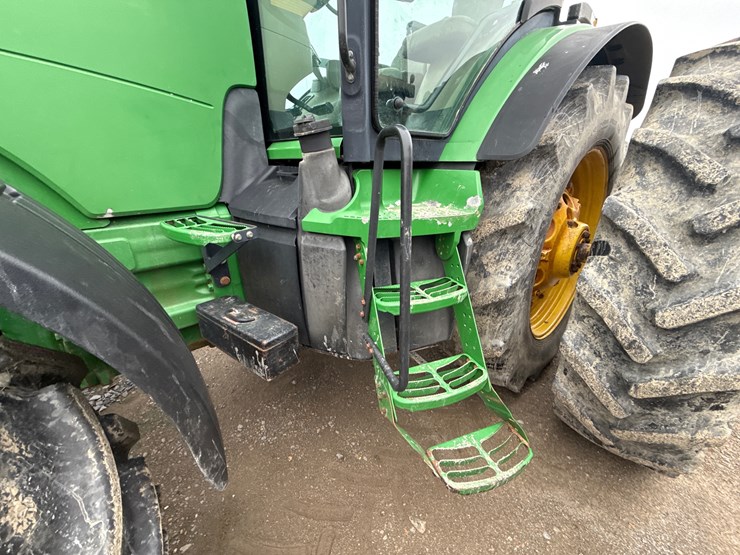 john-deere-8320r-image-21