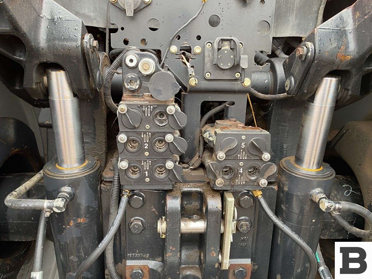 2011-case-ih-315-magnum-tractor---wapato,-wa-image-32