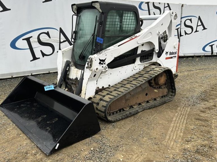 2013-bobcat-t770-image-1