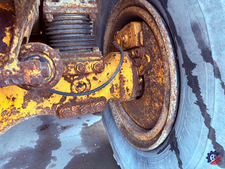 1995-volvo-a30-image-40