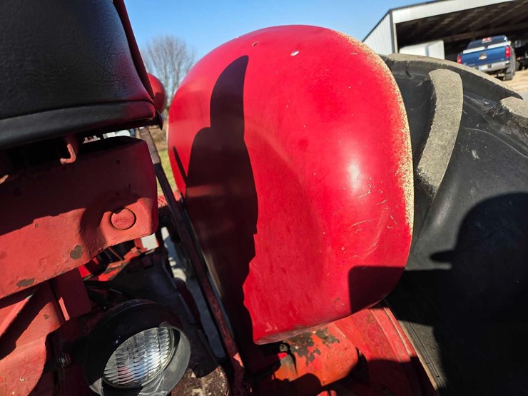 case-ih-560-image-31