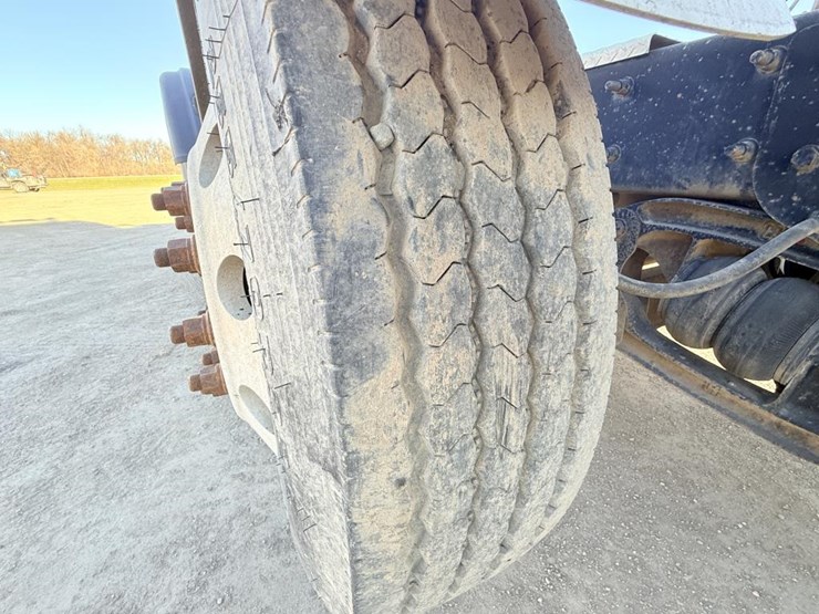 #1980-•-2008-international-eagle-day-cab-truck-tractor-image-63