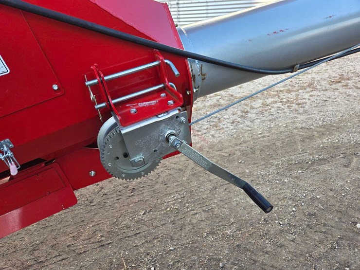 agi-mayrath-hx2-10"x63'-swing-away-auger-image-5