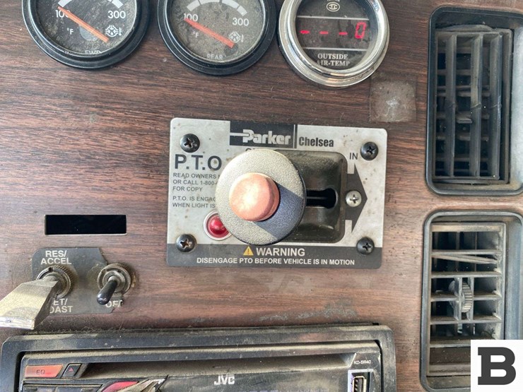 freightliner-fuel-image-65