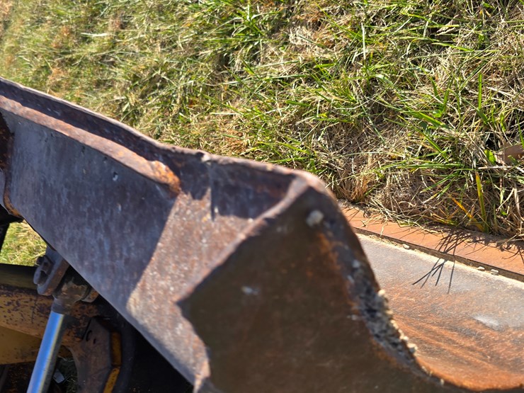 komatsu-d37p-2-image-40