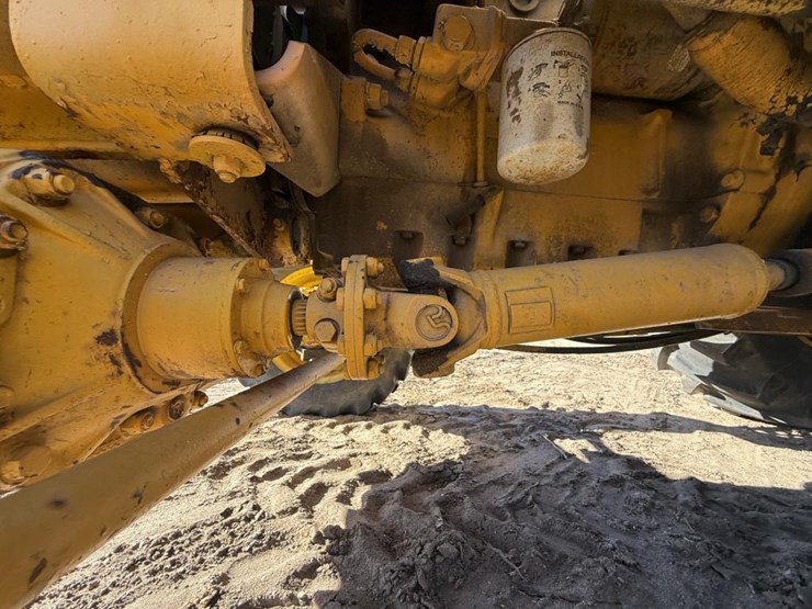 #1975-•-massey-ferguson-14k-forklift-image-49