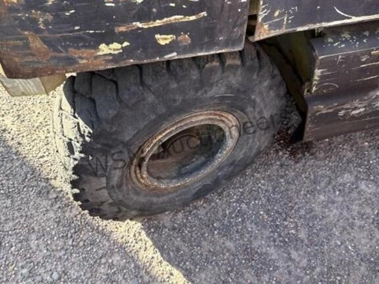 clark-gps25mp-forklift-image-6