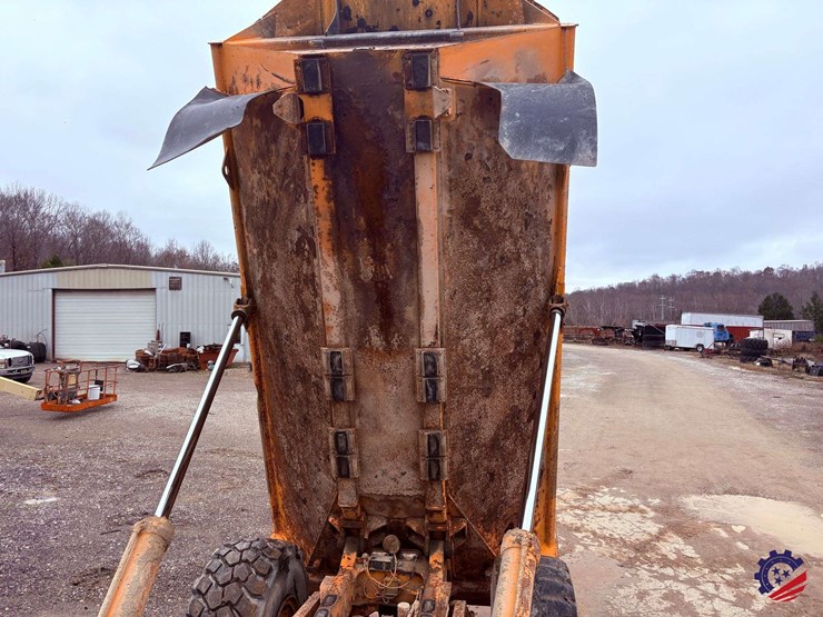 1995-volvo-a30-image-77