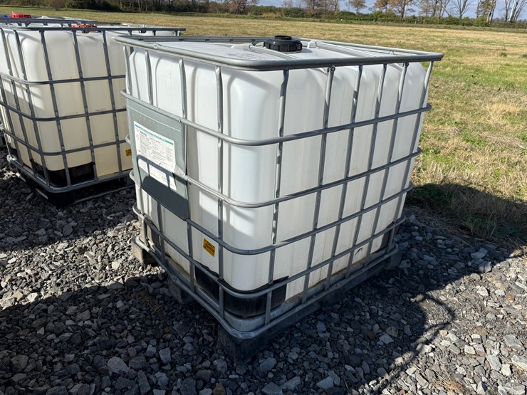 #22627-•-1000-gallon-poly-tank-w/-cage-image-1