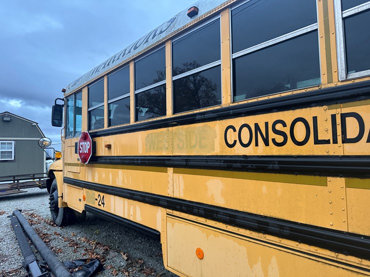 2005-international-pb105-image-23